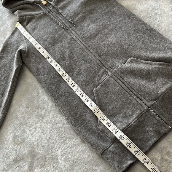 Aritzia TNA Grey Hoodie Fleece Lined Hooded Sweater Full Zip - Picture 15 of 17